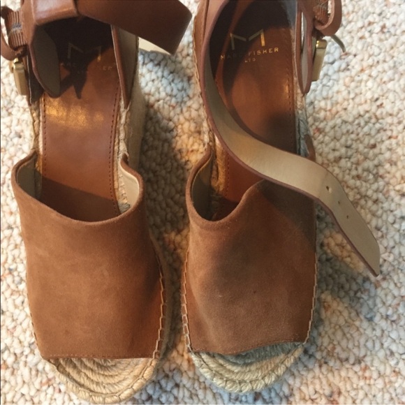 Marc Fisher Adalyn Wedges - Picture 2 of 8